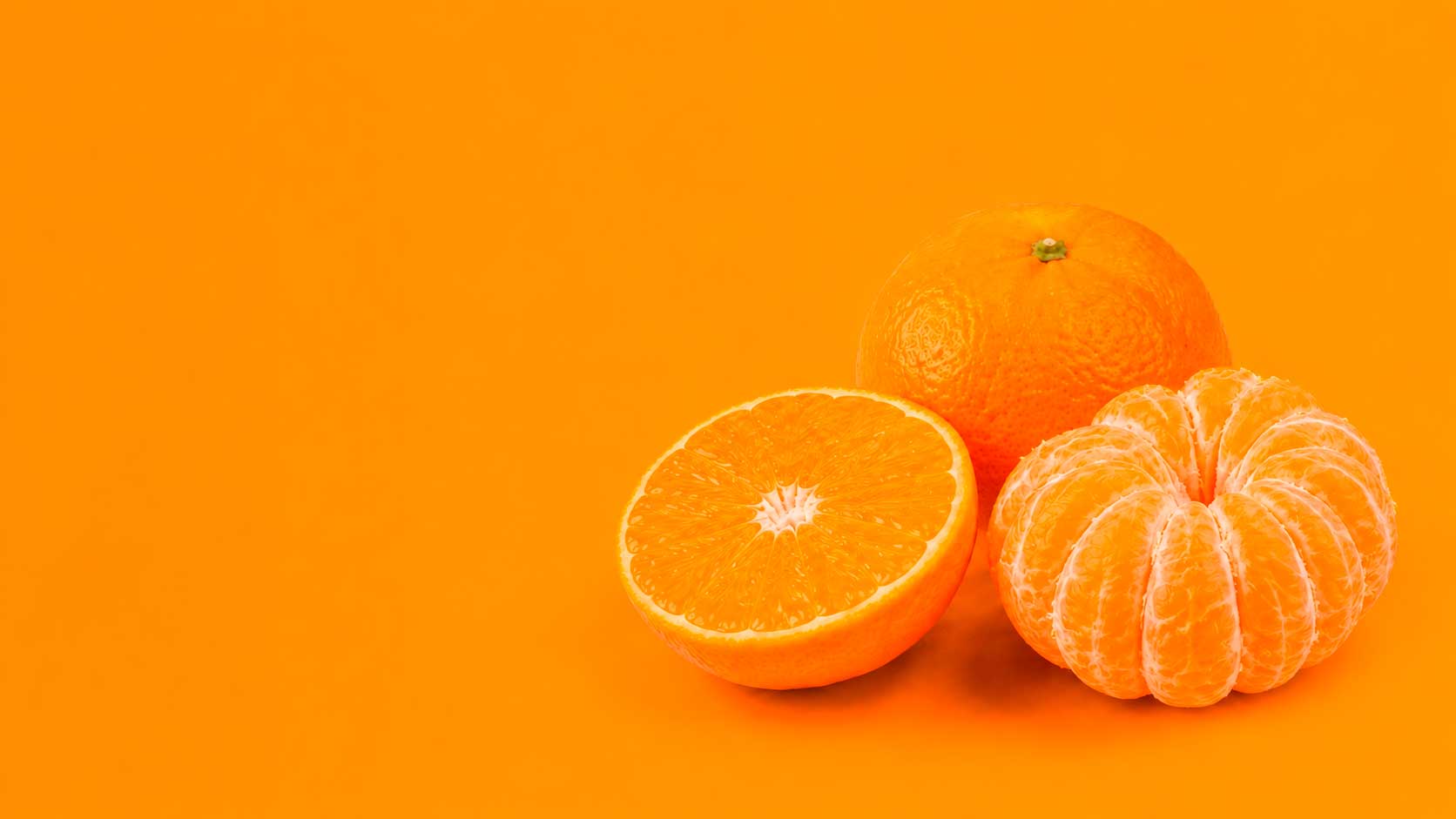 Mandarinas y naranjas frescas listas para exportacion